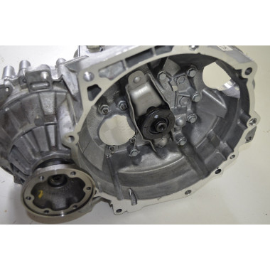 VW Touran 2 5T 1.6 TDI  Getriebe 6 Gang Schaltgetriebe 0A4301107
